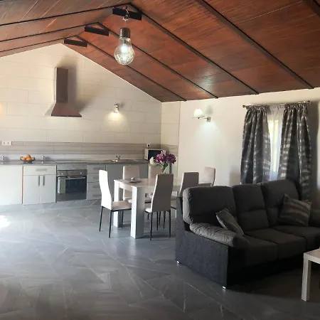 - Casa La Ilusion Holiday home *