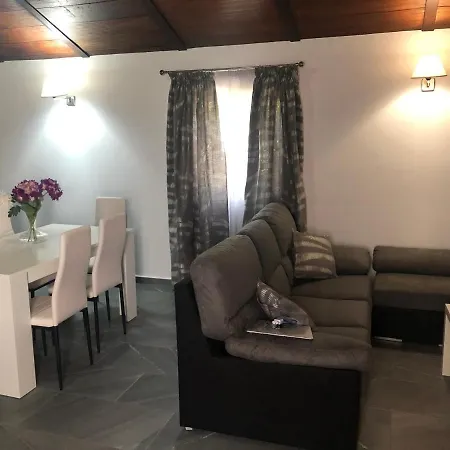 - Casa La Ilusion Holiday home *